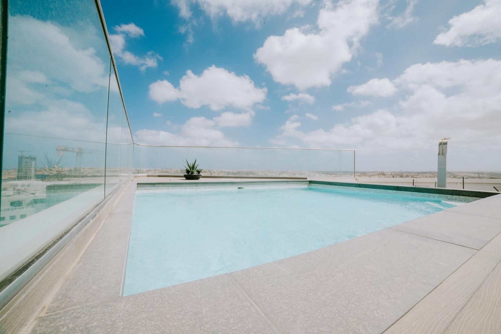 Apartamento Park Heights By The Warren Collection Msida Exterior foto